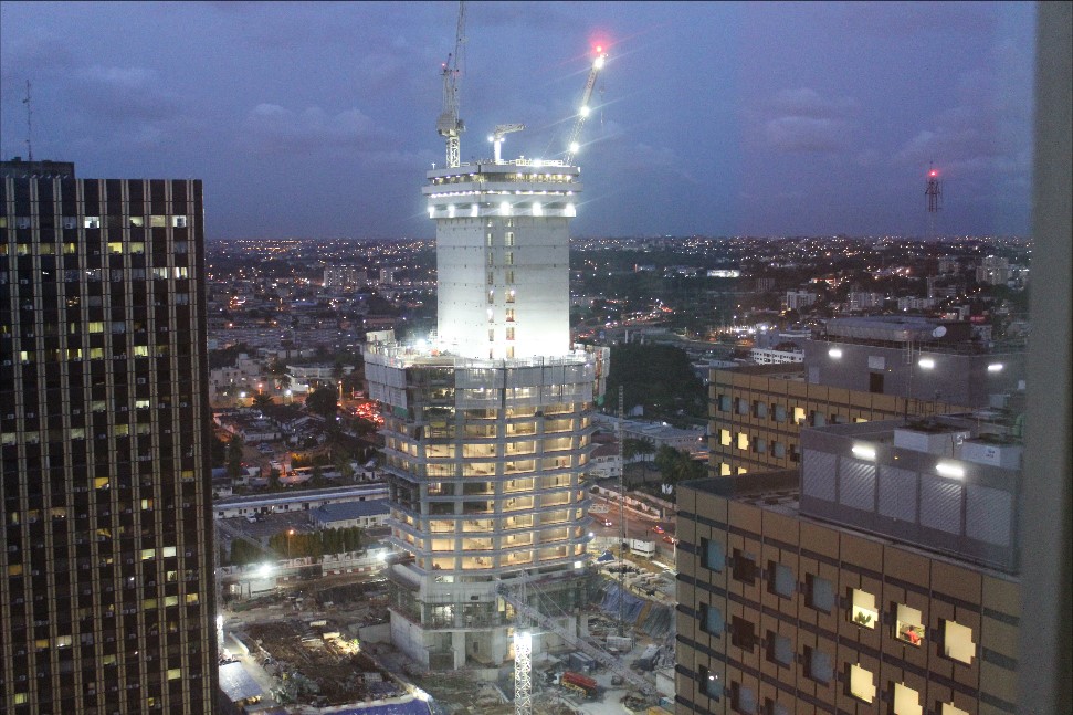 Abidjan by night